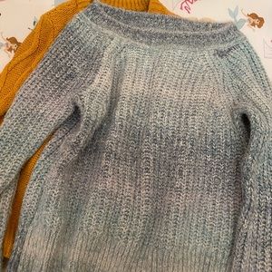 Abercrombie sweaters size 9/10